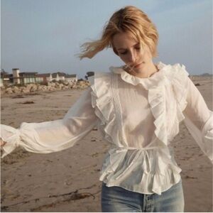 Doen White Ruffle Blouse